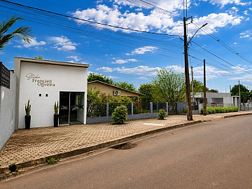 CASA + SALA COMERCIAL � VENDA - MARMELEIRO/PR