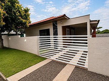  2 CASAS NO MESMO TERRENO � VENDA - JD. BANDEIRA | MARMELE